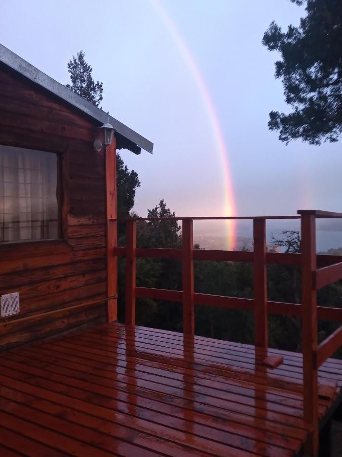 Con Increible Vista Al Nahuel Huapi Chalet