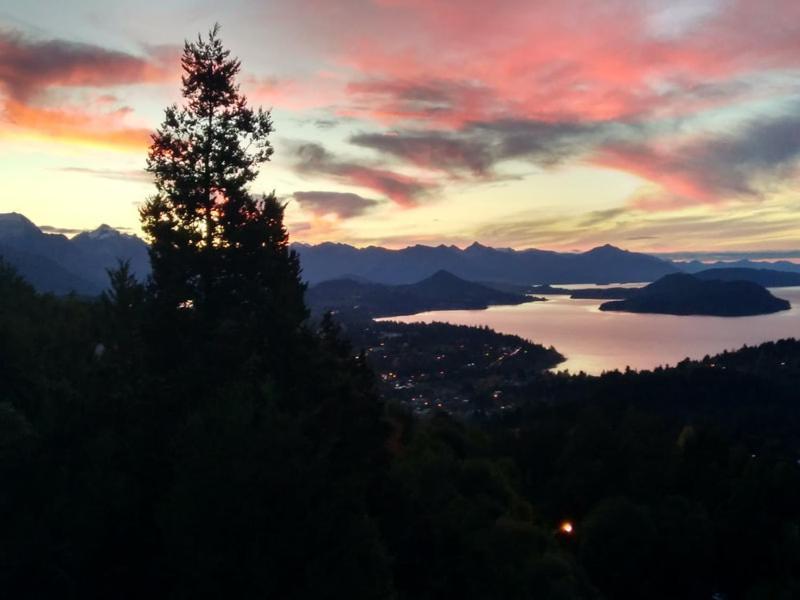 Con Increible Vista Al Nahuel Huapi *